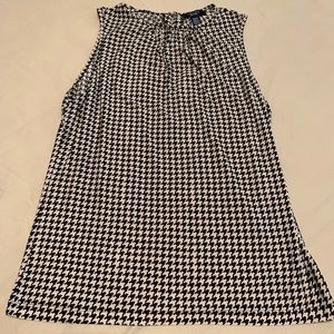 Chaps Houndstooth sleeveless Top